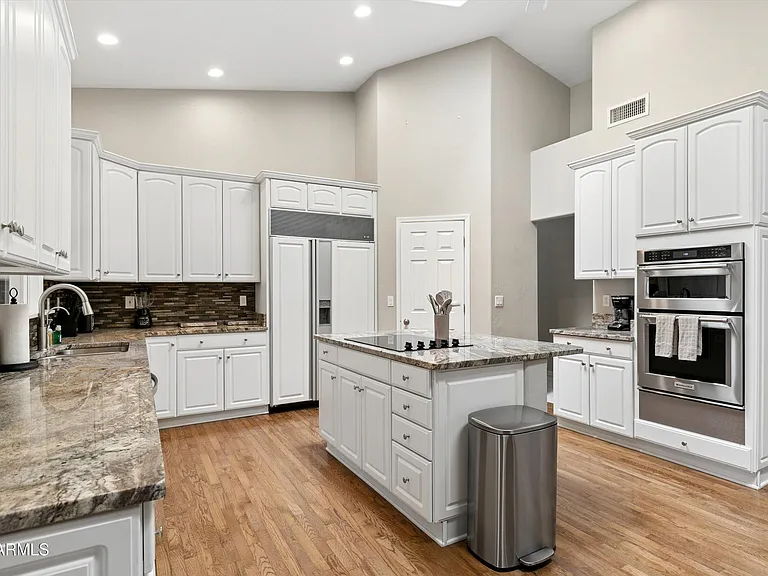 8611 W Foothill Dr — Photo 19