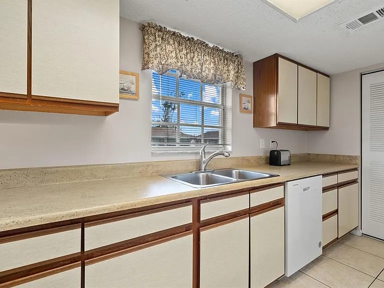 1531 Placida Rd #204 — Photo 13