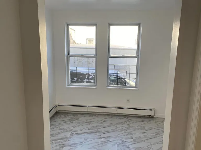 155 Lake Ave — Photo 6