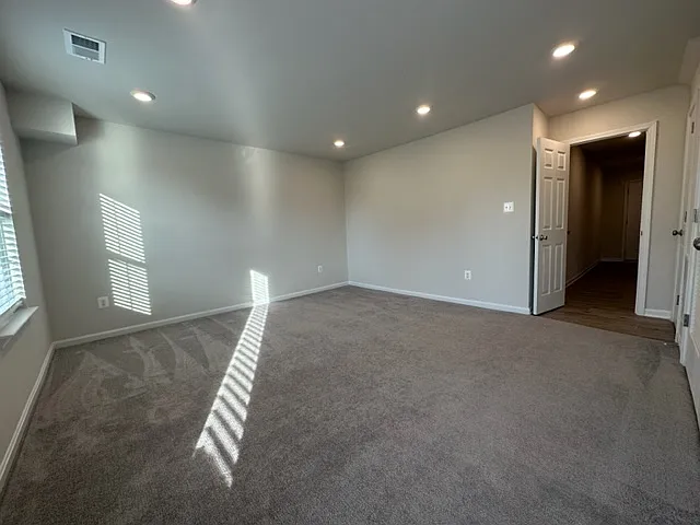 63 Stratton Dr — Photo 15