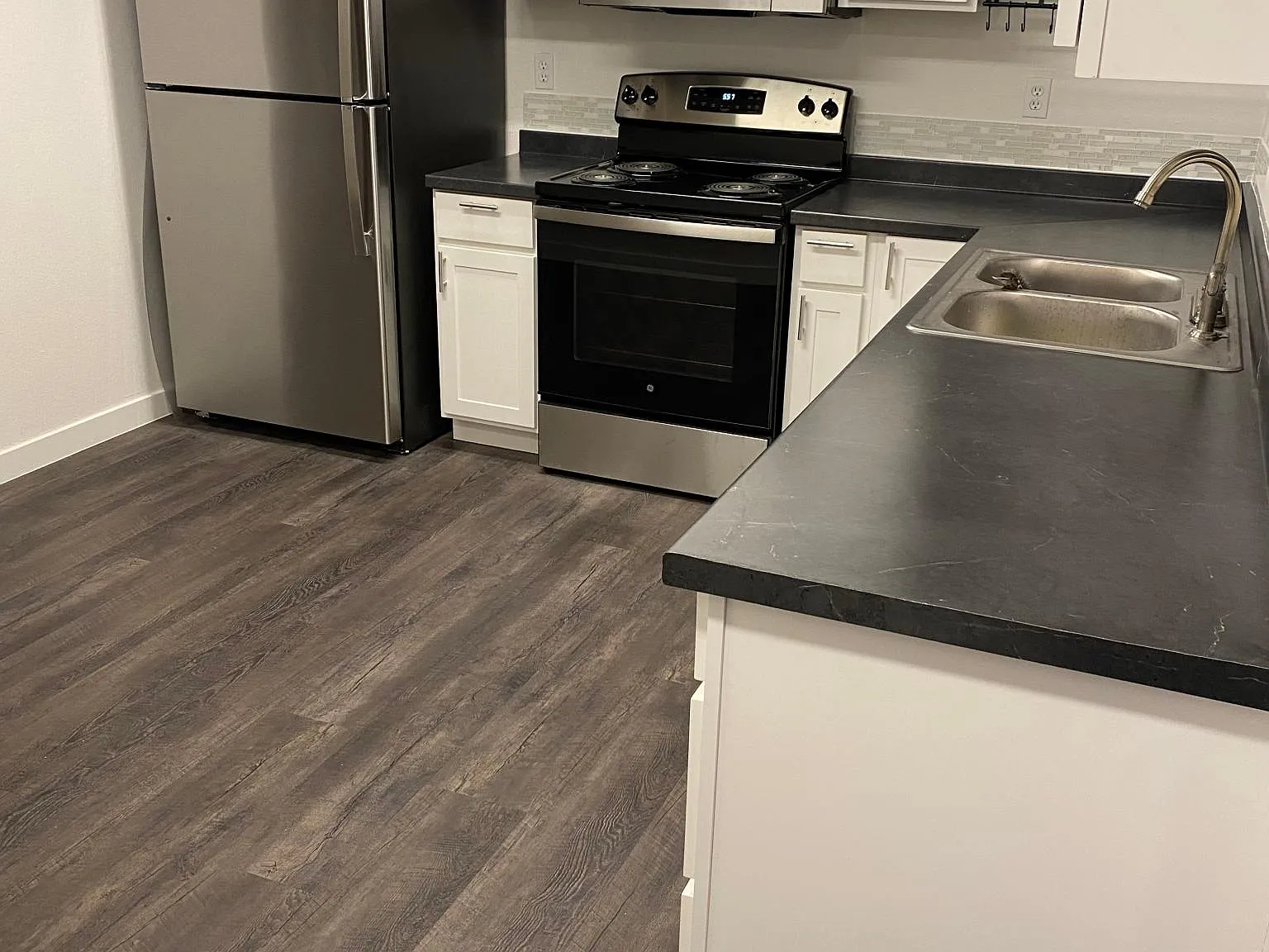 724 Oregon St — Photo 2