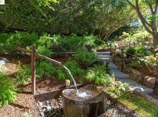 369 Hampton Rd, Piedmont, CA 94611