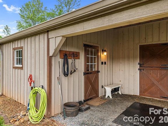4th image of 1091 Bill Collins Rd