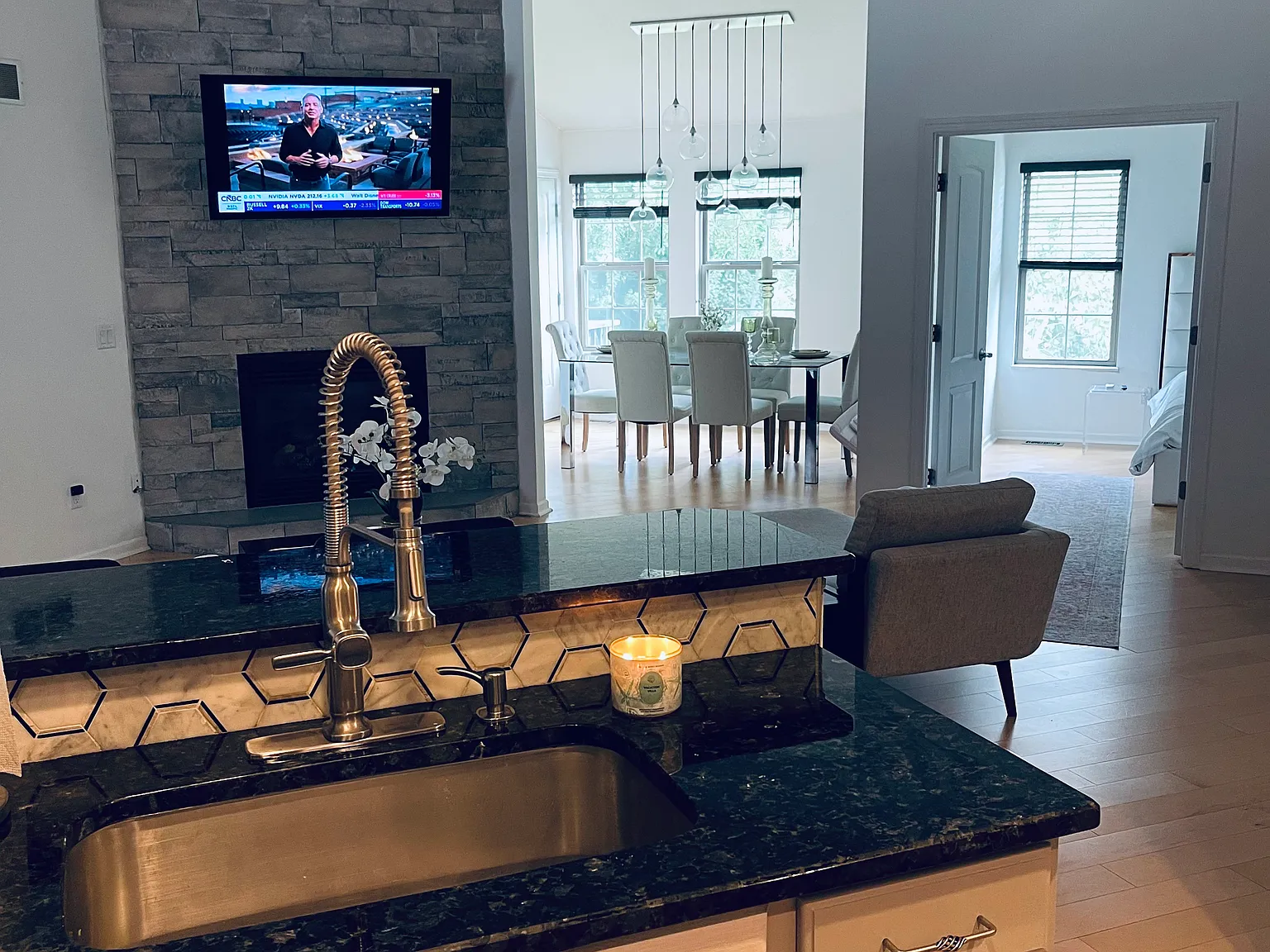 6555 Saint Andrews Dr — Photo 3