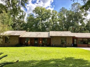 202 SE Hubble St, Lake City, FL 32025