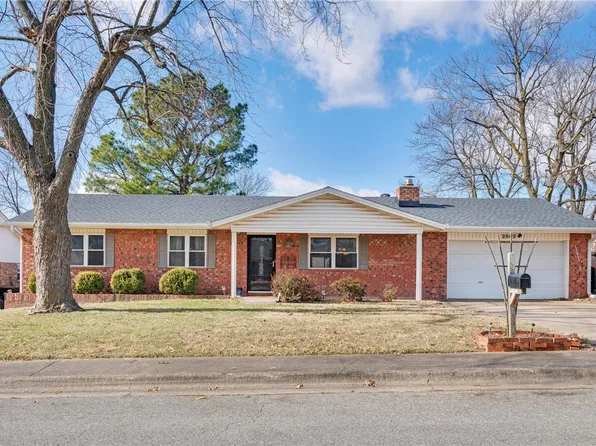 2502 Eidson St, Springdale, AR 72762