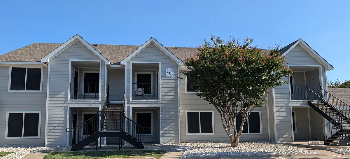 Building Photo - Lakeview Apartments