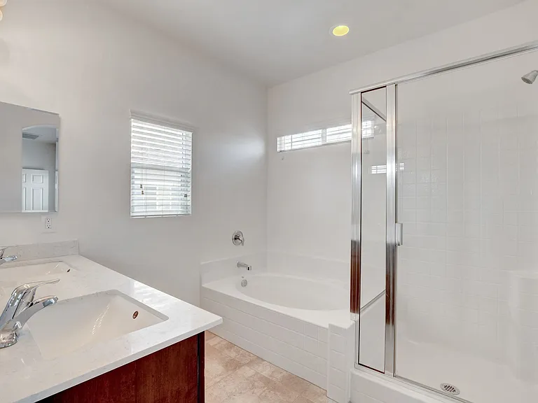 Gleneagles Village Townhomes
