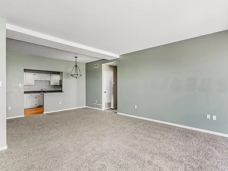 520 S Chaparral St #501 — Photo 7