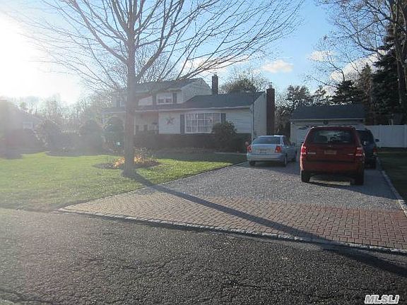 3rd image of 92 Edgewater Ave