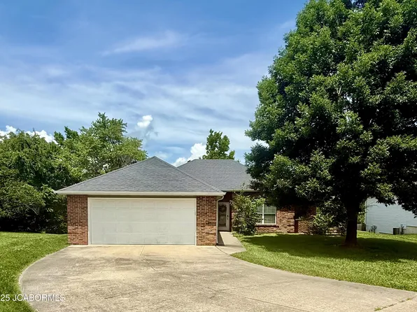 2911 Lake Town Dr, Columbia, MO 65203