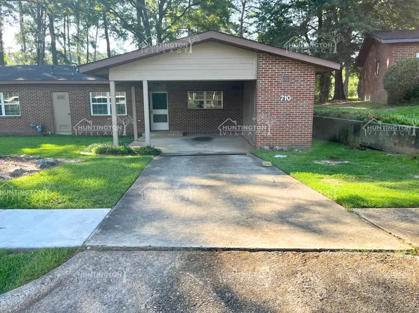 710 Olmstead St, Warner Robins, GA 31098