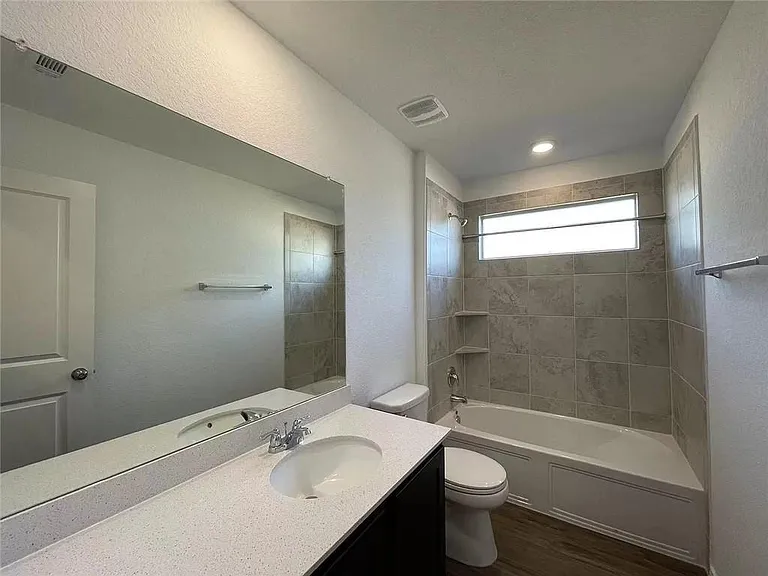 103 Ulmus St — Photo 11