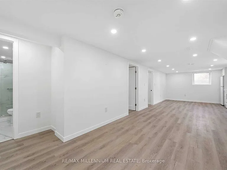 147 Burkholder St #LOWER — Photo 13