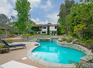 808 Woodside Ln, Encinitas, CA 92024