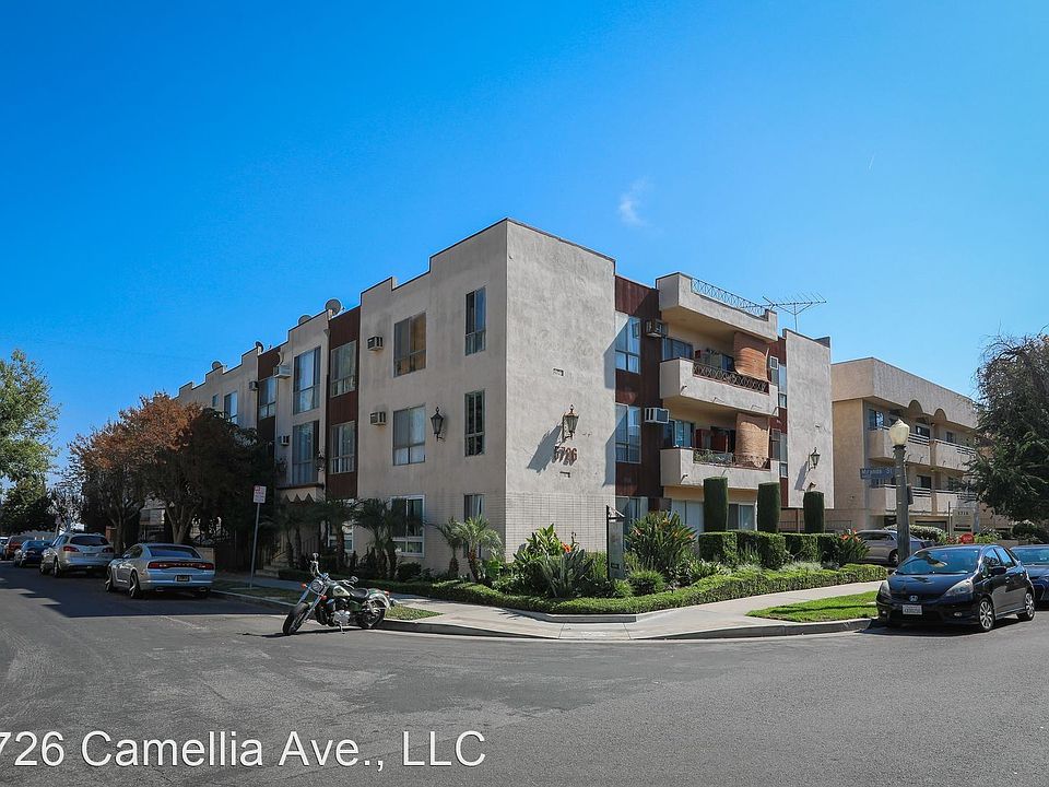 1st image of 5726 Camellia Ave #305
