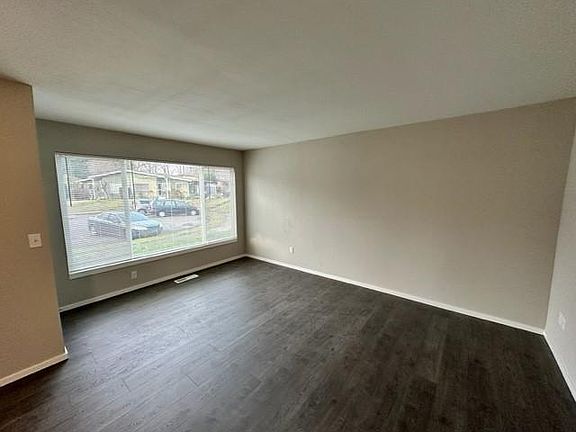 3rd image of 2609 E 21st St