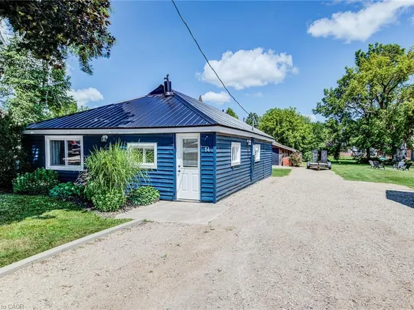 14 Maddison St E, North Perth, ON N0K 1P0