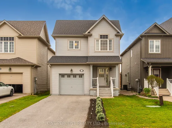 31 Courtney St, Centre Wellington, ON N1M 0E5