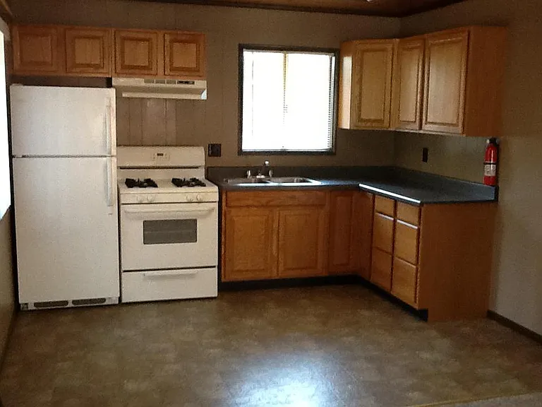 41059 School St #4 — Photo 1