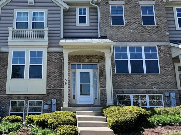 56 Veneto Ct, Streamwood, IL 60107