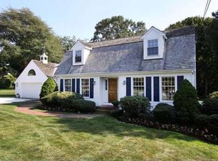8 Mulberry Rd, Bristol, RI 02809