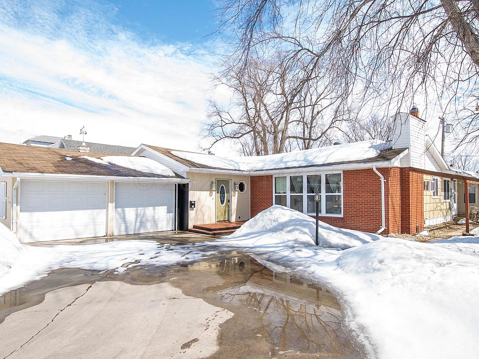 618 5th St N, Wahpeton, ND 58075 Zillow