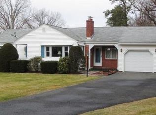 3 Harwich Rd, East Longmeadow, MA 01028
