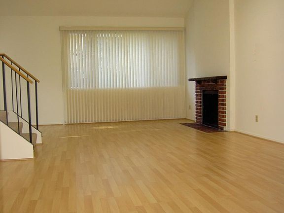2nd image of 1054 Michelangelo Dr