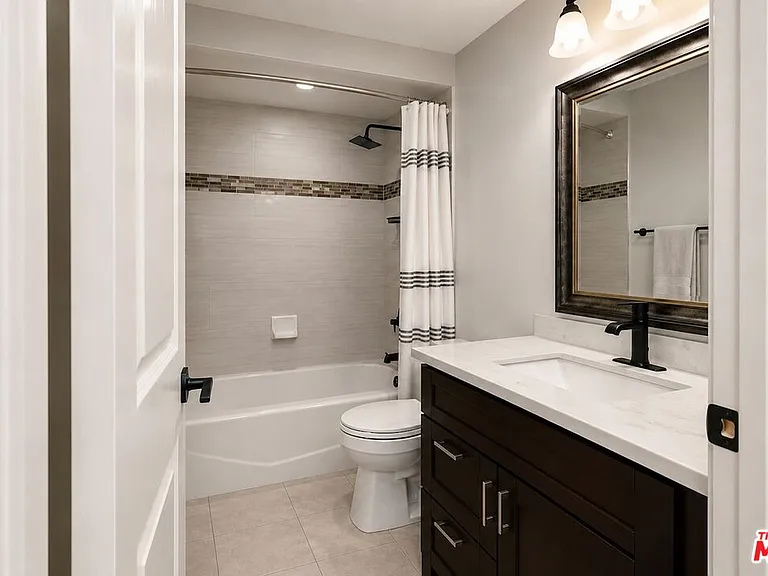 1250 S Westgate Ave #302 — Photo 14