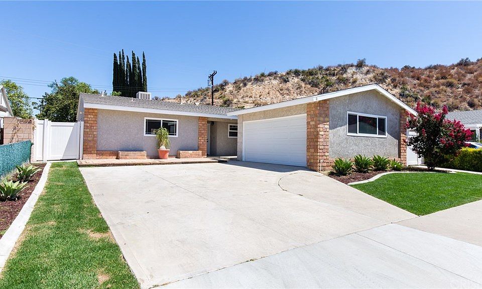1st image of 26620 Berino Dr