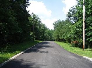 21104 Old Township Rd, Borden, IN 47106