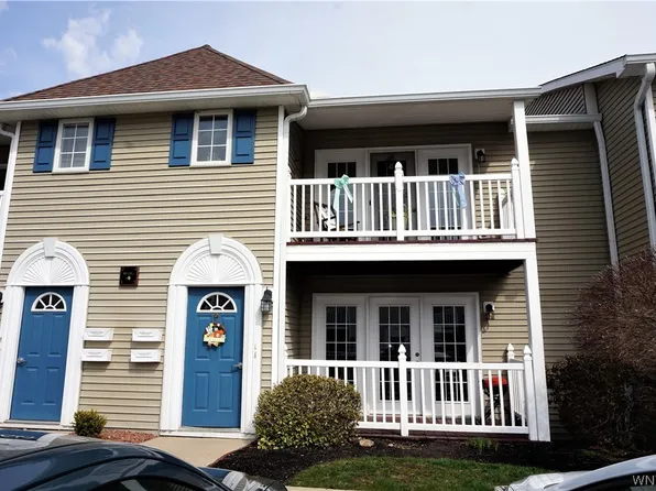 4 Brookfield Ln Unit 3, Buffalo, NY 14227