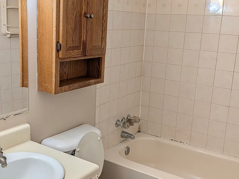 4521 Amy Rd — Photo 7
