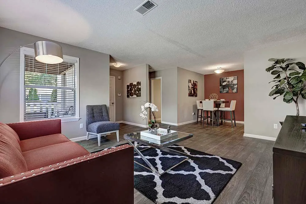 Harlowe Apartments — Photo 4
