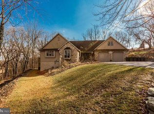 557 Hackman Rd #B, Lititz, PA 17543