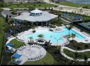 3115 Amadora CIR, CAPE CORAL, FL 33909