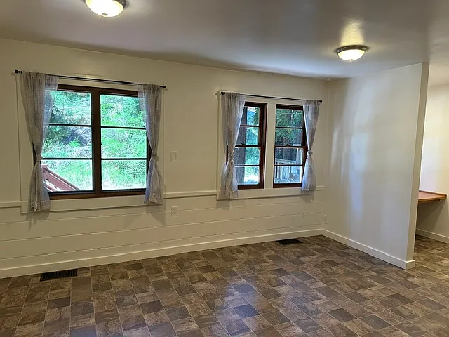 1024 Rambling Rd — Photo 18