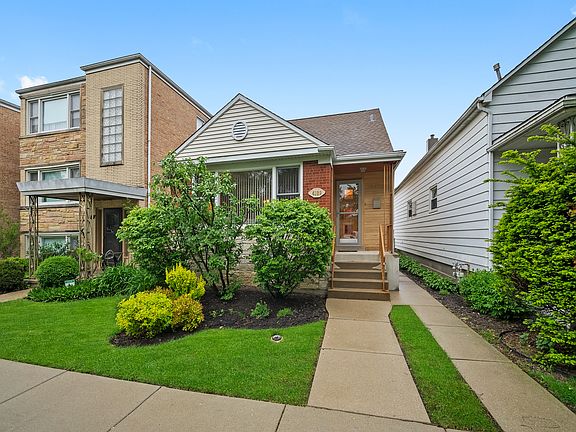 3rd image of 4129 N McVicker Ave