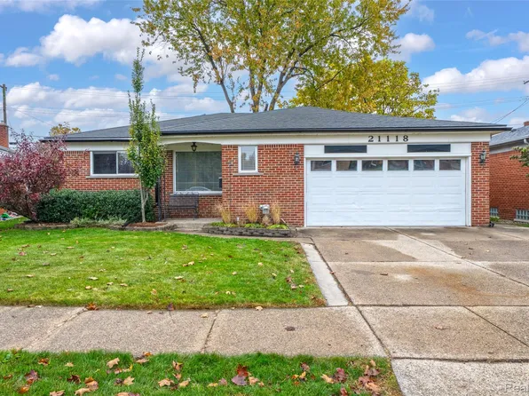 21118 Michael Ct, Saint Clair Shores, MI 48081