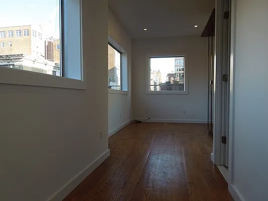 Rented by Vendome Management | media 30