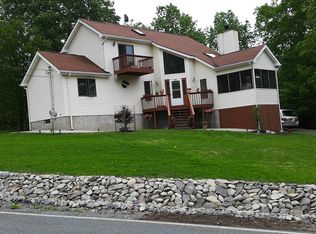 110 Bexhill Ct, Bushkill, PA 18324