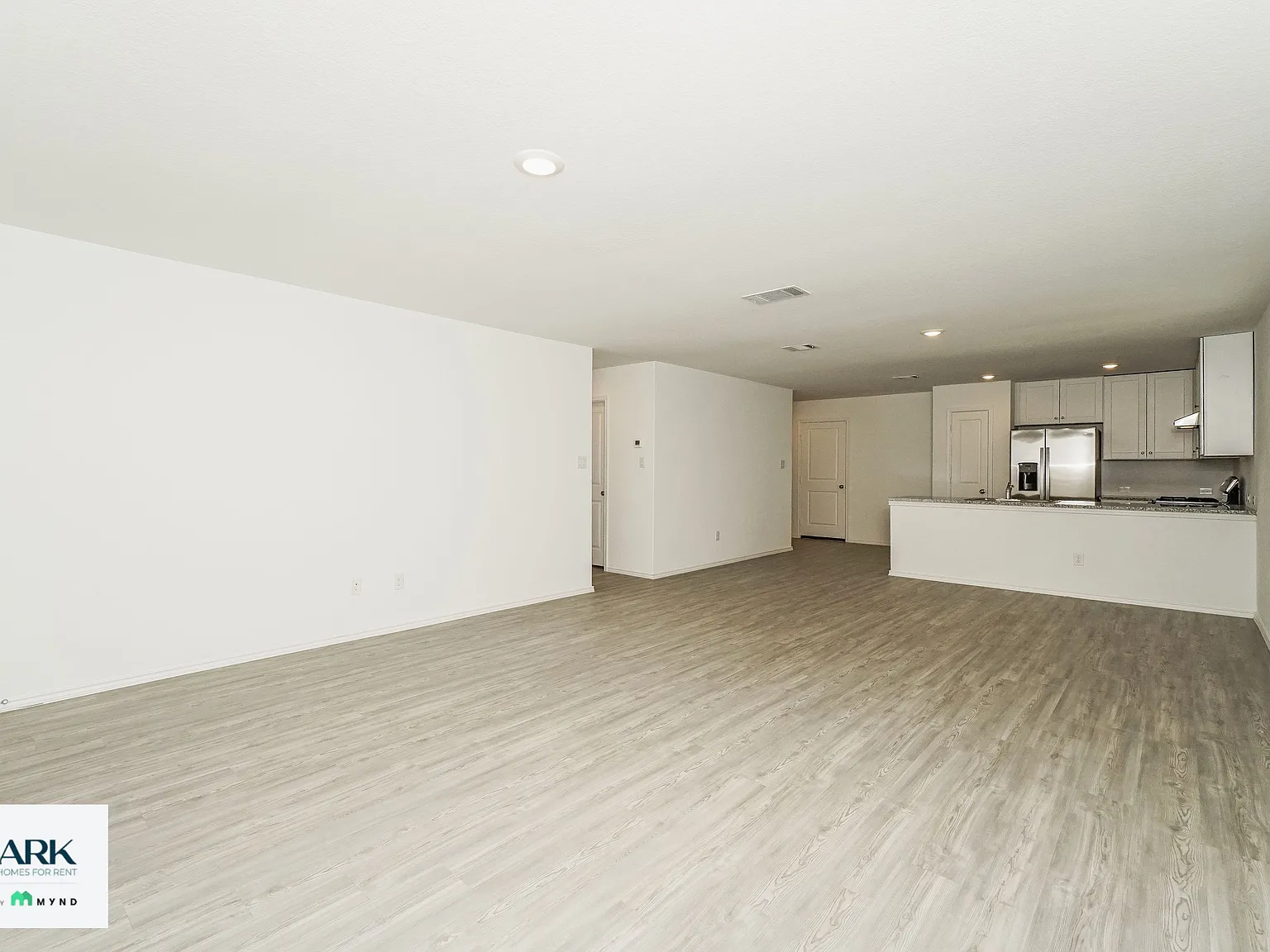 3 bed, 2.0 bath, 1474 sqft, $1,775 — Photo 2