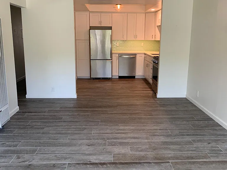 141 Holly Ave — Photo 9