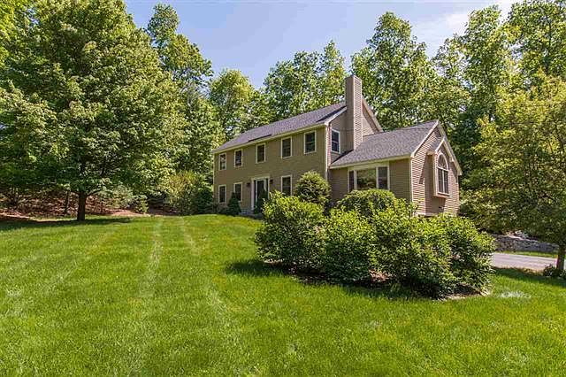 1st image of 36 Black Oak Dr