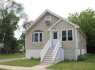 29 Henry St, Saugus, MA 01906