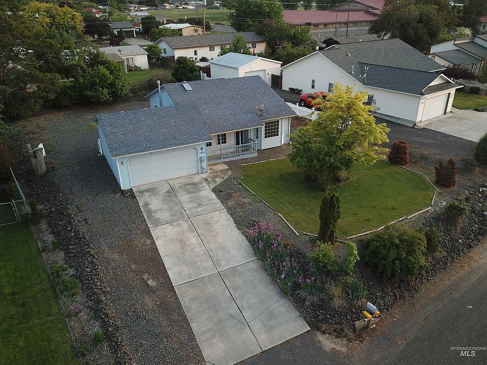 1st image of 1835 Solar Hills Dr