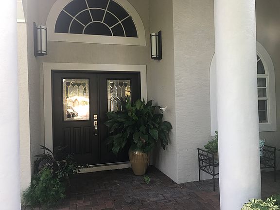 3rd image of 14940 Laguna Dr
