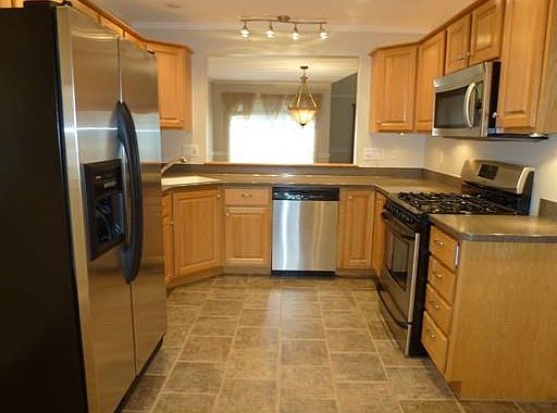 2nd image of 146 Westview Dr