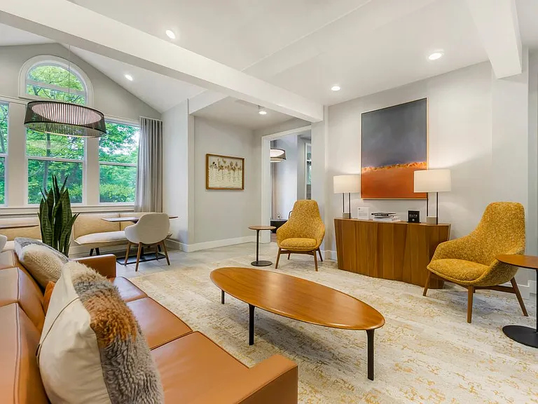 Resident lounge with seating